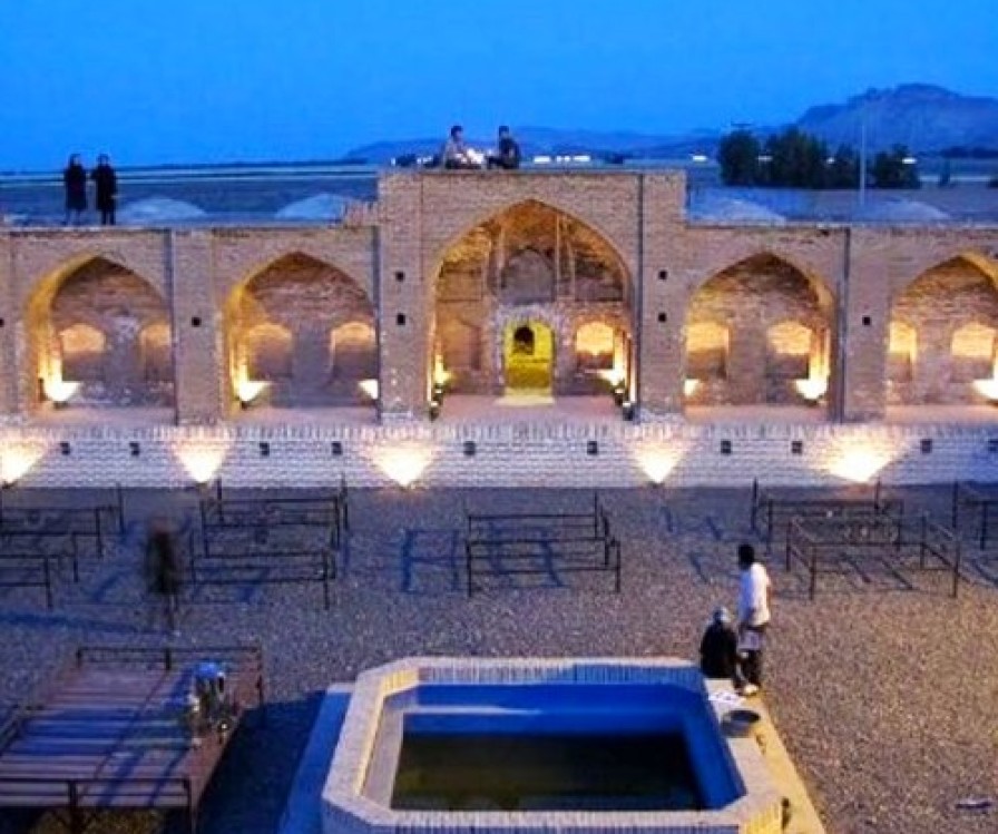 Deyr Gachin Caravanserai