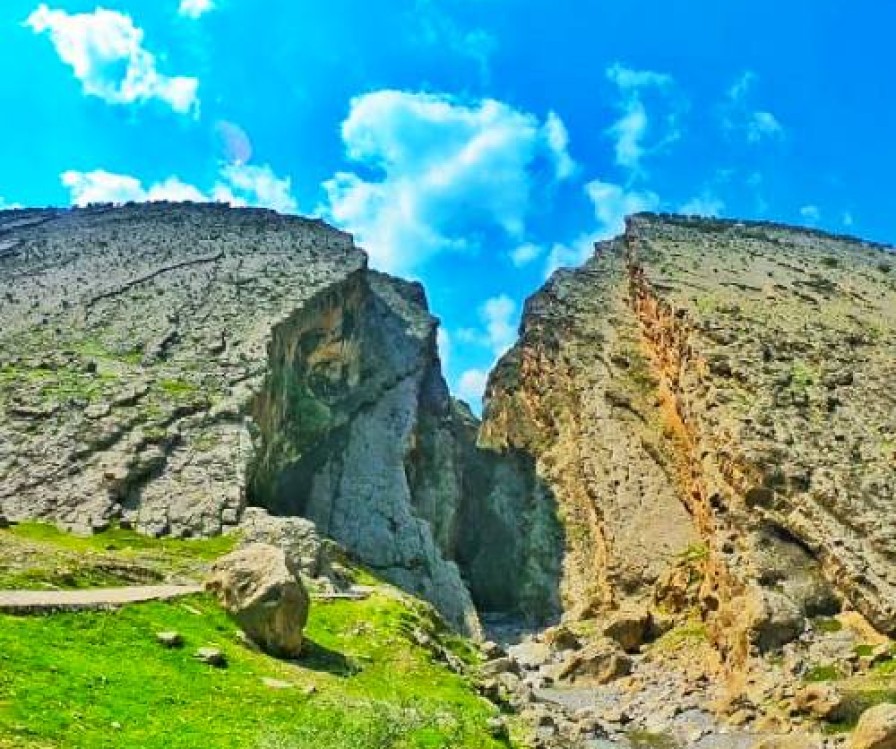 Bahram Choobin Gorge