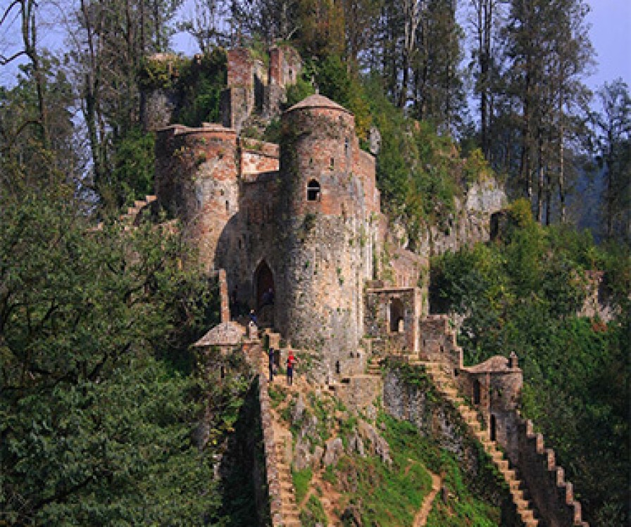 Rudkhan Castle
