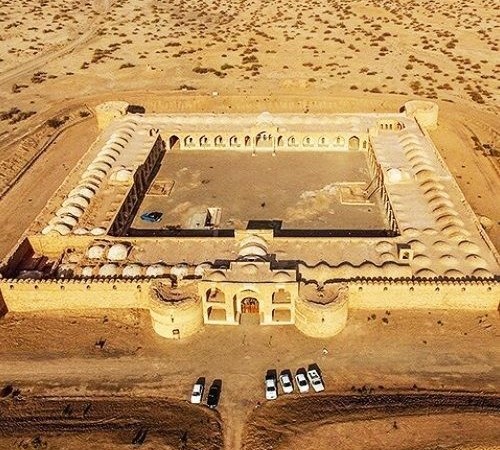 Deyr Gachin Caravanserai
