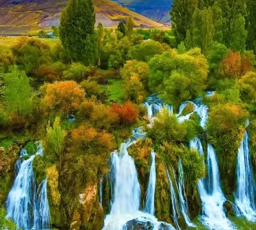 Bisheh Waterfall