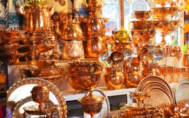 Mesgaran Bazaar OF Isfahan is a fusion of Iranian arts and crafts