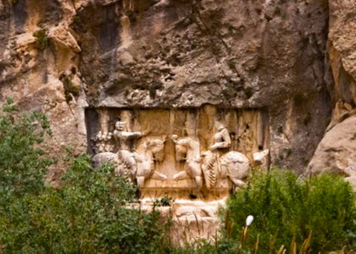 Tang-e chowgan in Fars : a journey into the depth of Iran’s history and nature