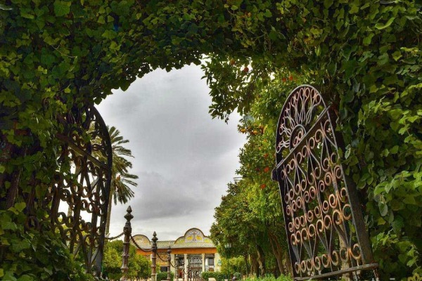 Ghavam House : A museum and interior with beautiful garden