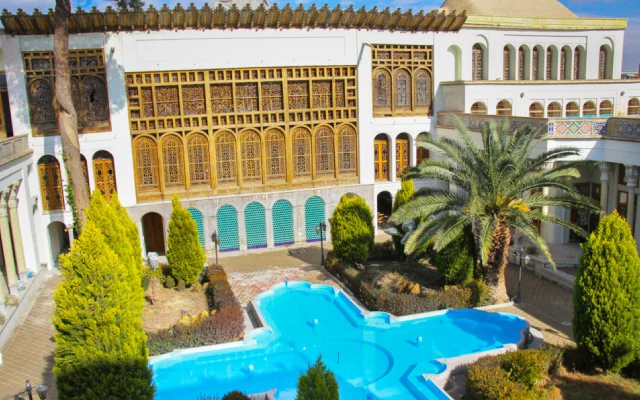 Moshir- al mulk house , walking in the corridors of history